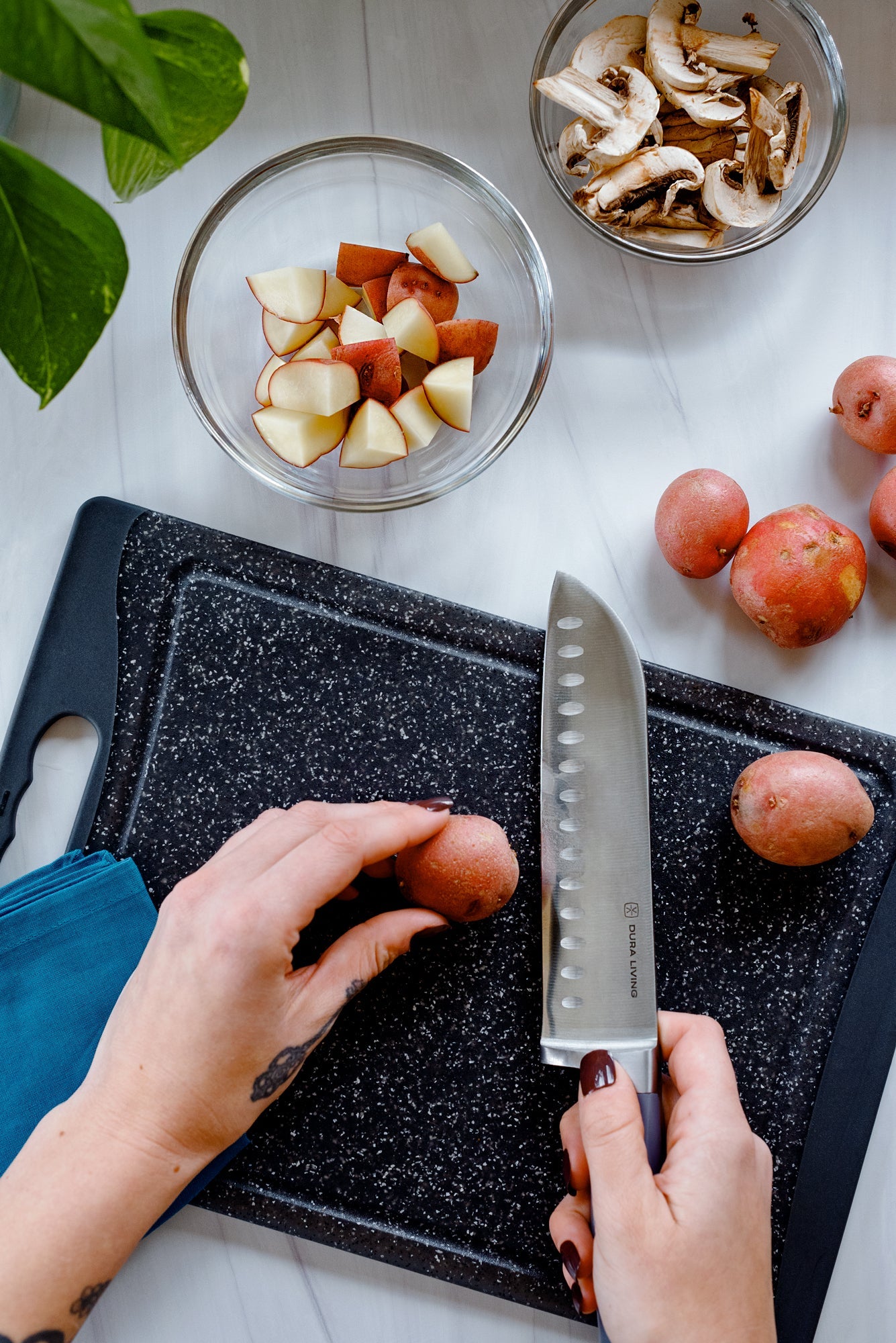 Superior 7 inch Santoku Knife - Gray