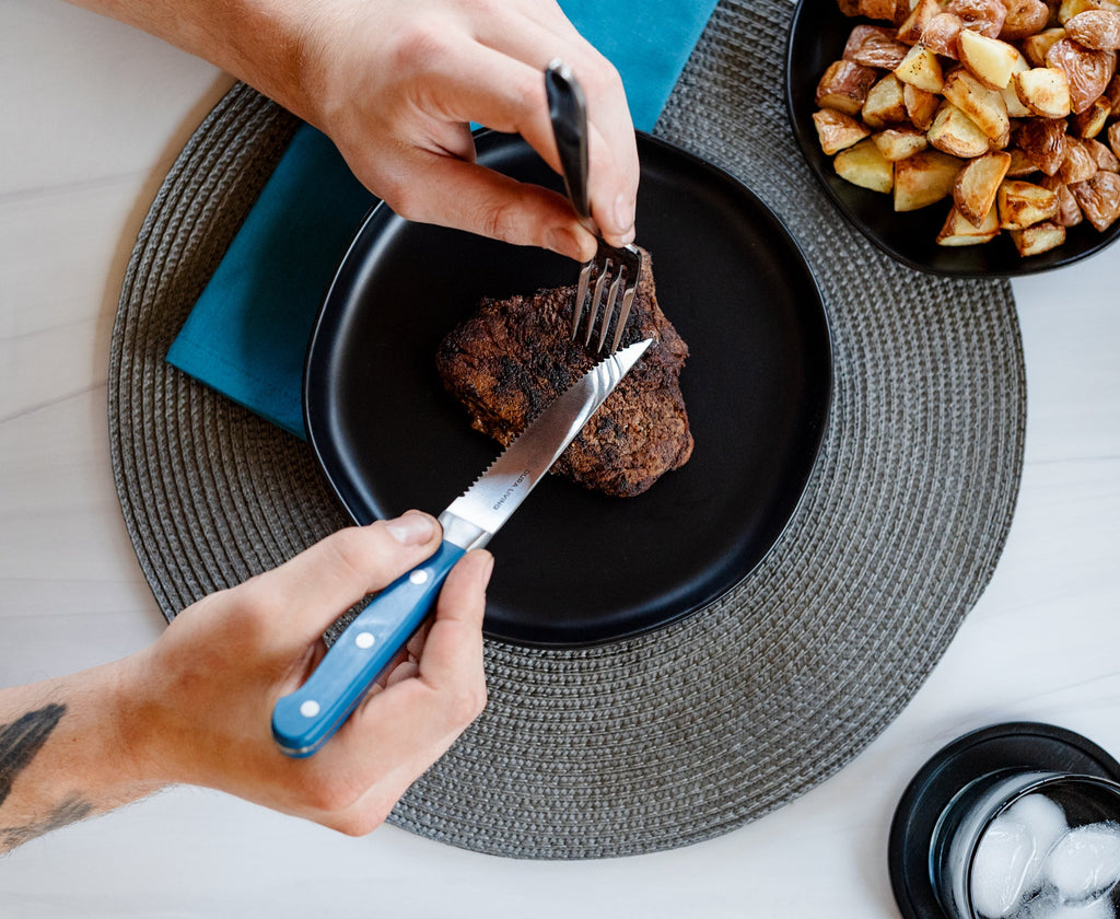 Superior Set of 4 Steak Knives - Royal Blue
